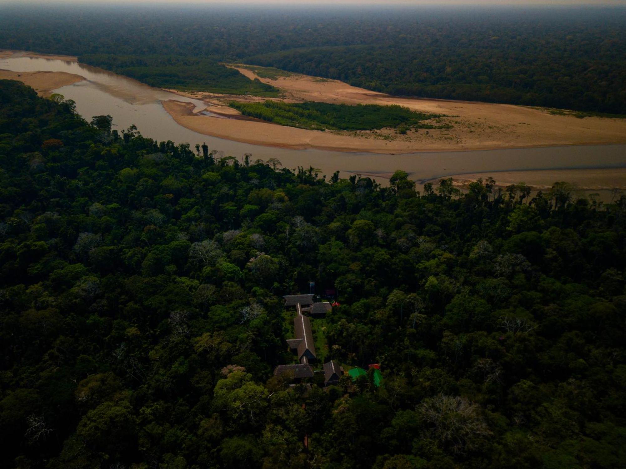 Вилла Tambopata Research Center Экстерьер фото